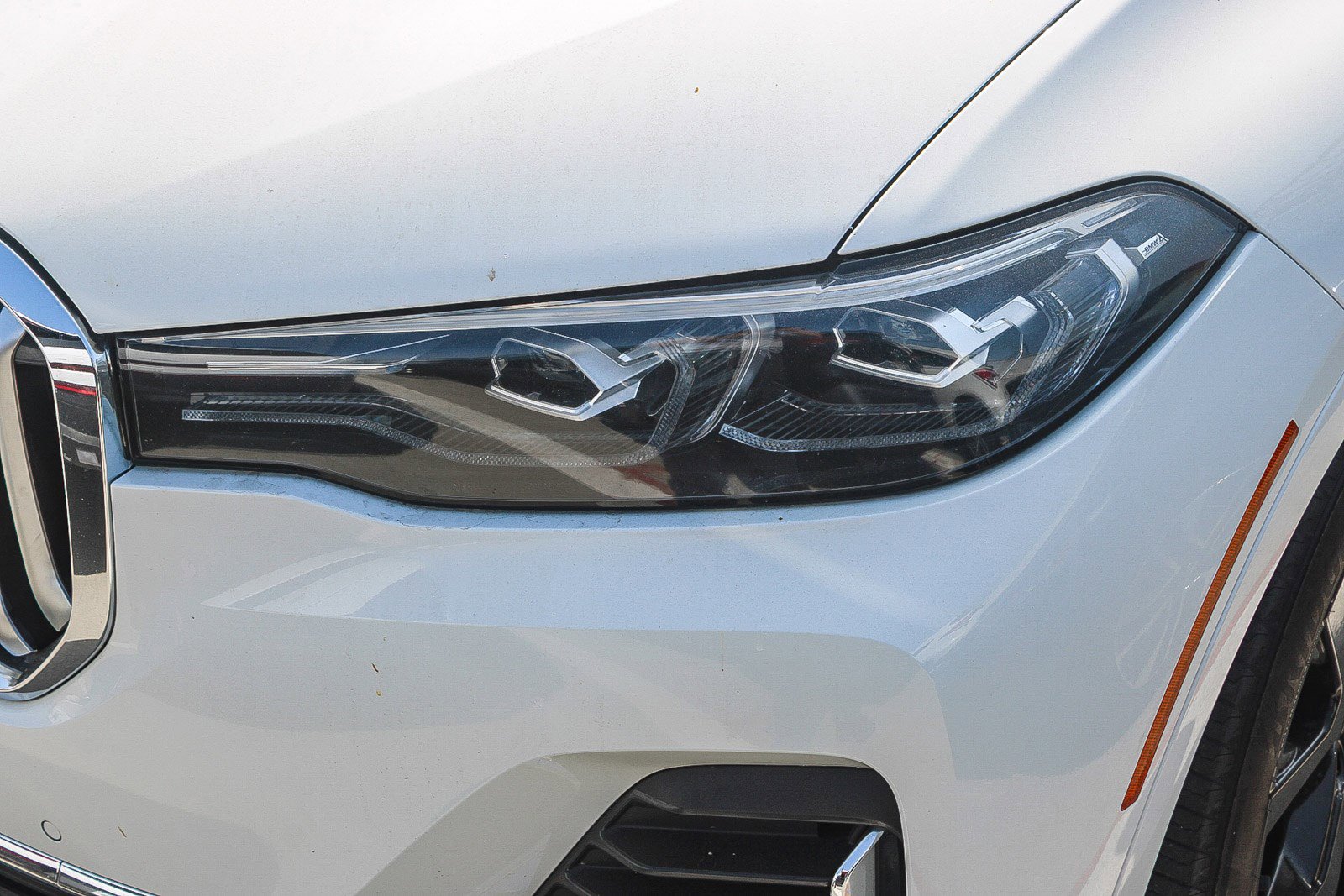 Used 2019 BMW X7 xDrive50i image 7