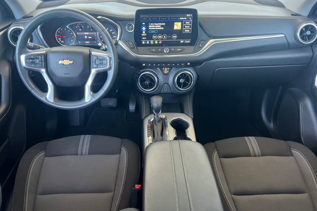 Used 2023 Chevrolet Blazer LT w/ Midnight/Sport Edition FWD image 16