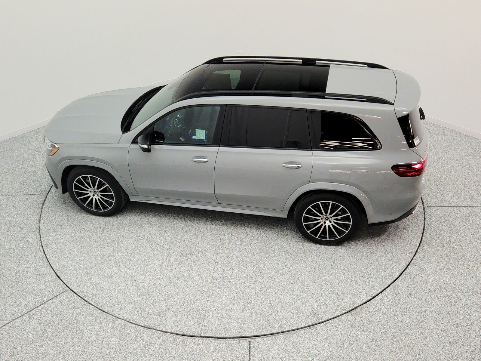 New 2026 Mercedes-Benz GLS 450 4MATIC image 29