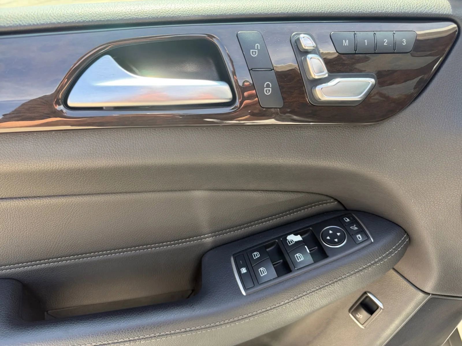 Used 2018 Mercedes-Benz GLE 350 image 15