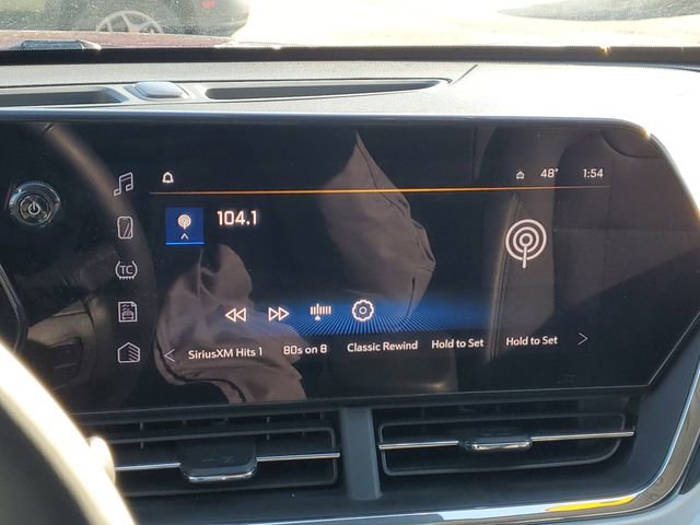 Used 2025 Chevrolet Trax LT w/ LT Convenience Package image 20