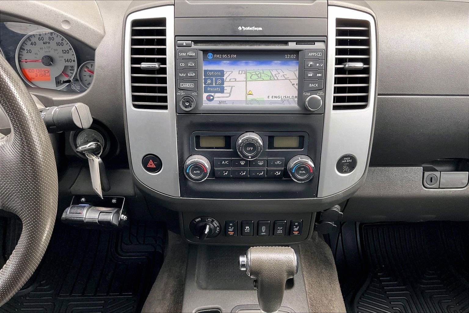 Used 2014 Nissan Frontier PRO-4X w/ Pro-4x Luxury Package image 9