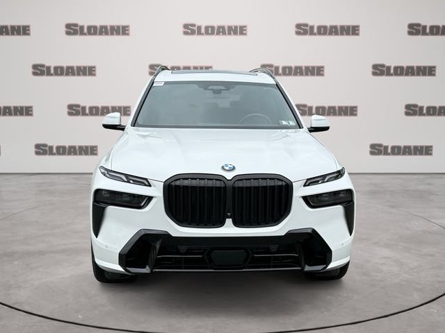Used 2024 BMW X7 xDrive40i w/ M Sport Package AWD/4WD image 8