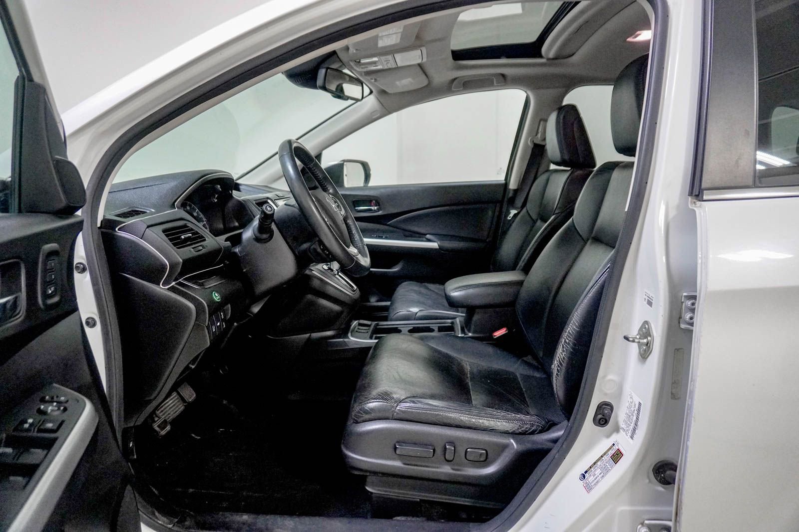 Used 2015 Honda CR-V Touring image 18