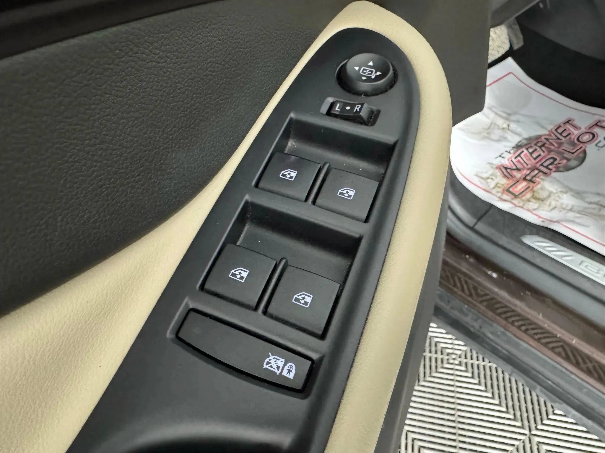 Used 2020 Buick Envision Essence AWD/4WD image 40