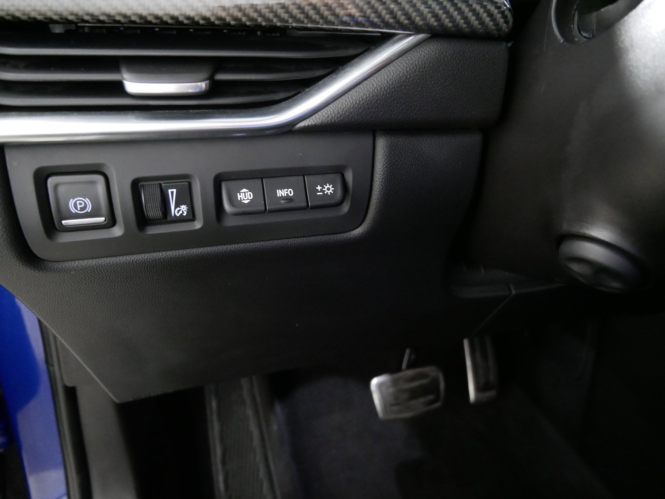 Used 2022 Cadillac XT4 Sport w/ Sun And Sound Package image 26