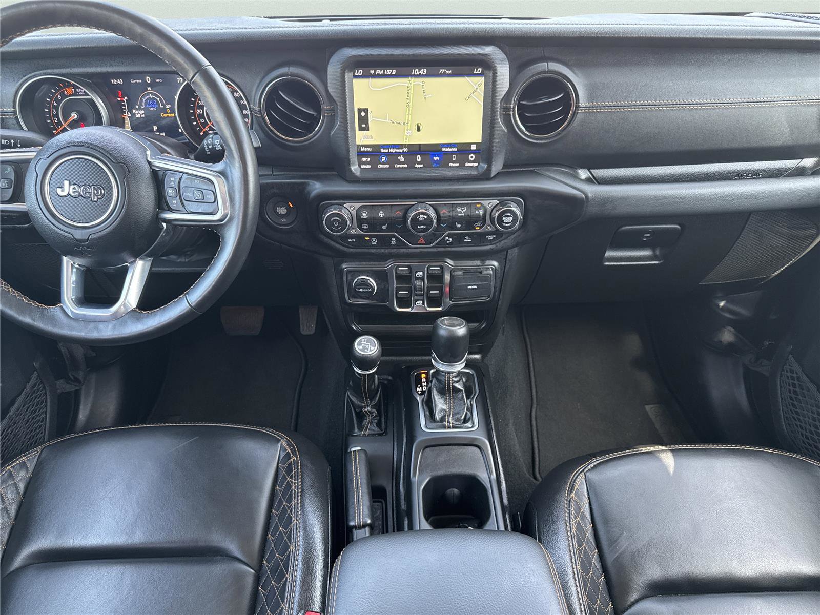 Used 2023 Jeep Wrangler Unlimited Sahara image 12