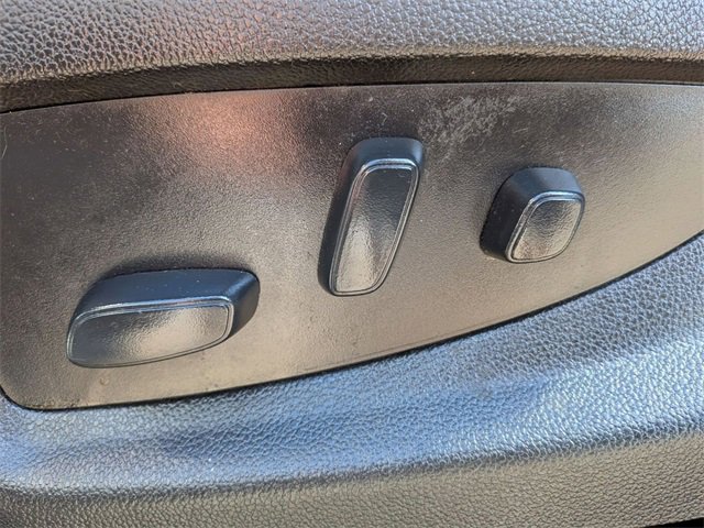 Used 2019 GMC Yukon SLE w/ SLE Value Package image 13