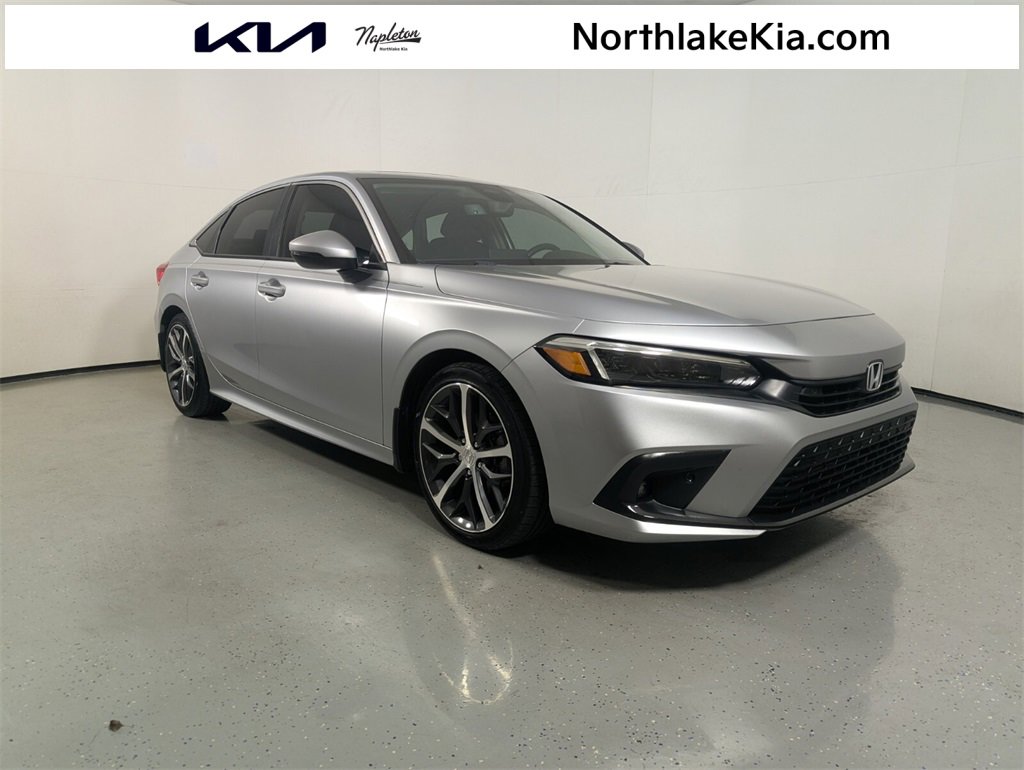 Used 2023 Honda Civic Touring image 1