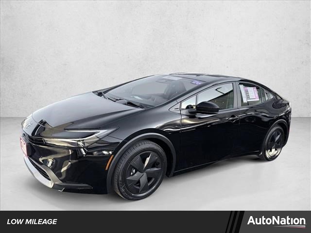 Used 2026 Toyota Prius Plug-In Hybrid image 1