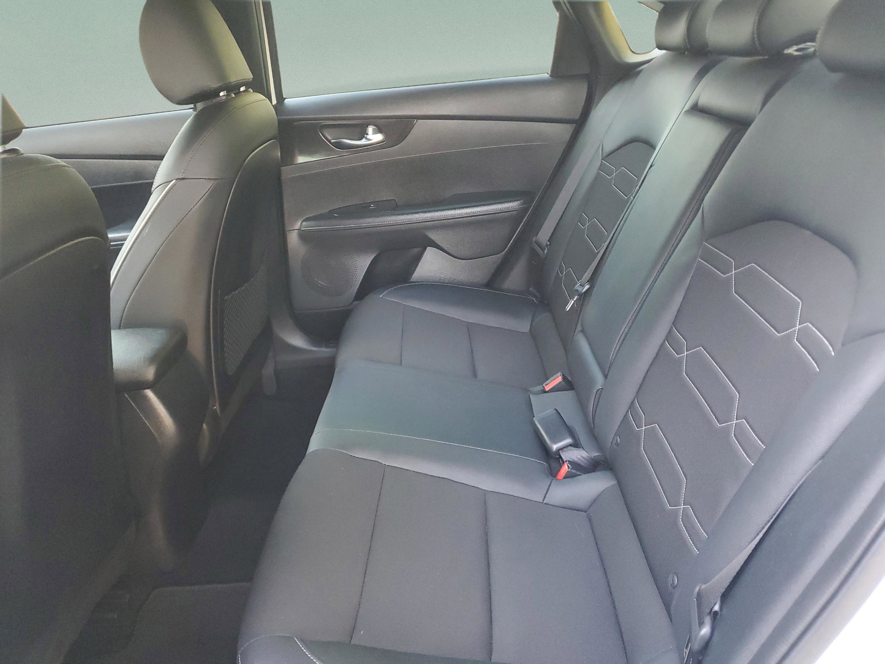 Certified 2024 Kia Forte GT-Line FWD image 7