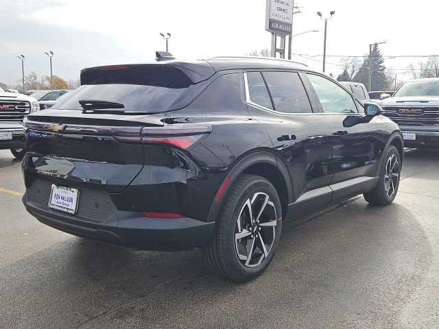 New 2026 Chevrolet Equinox EV LT AWD/4WD image 12