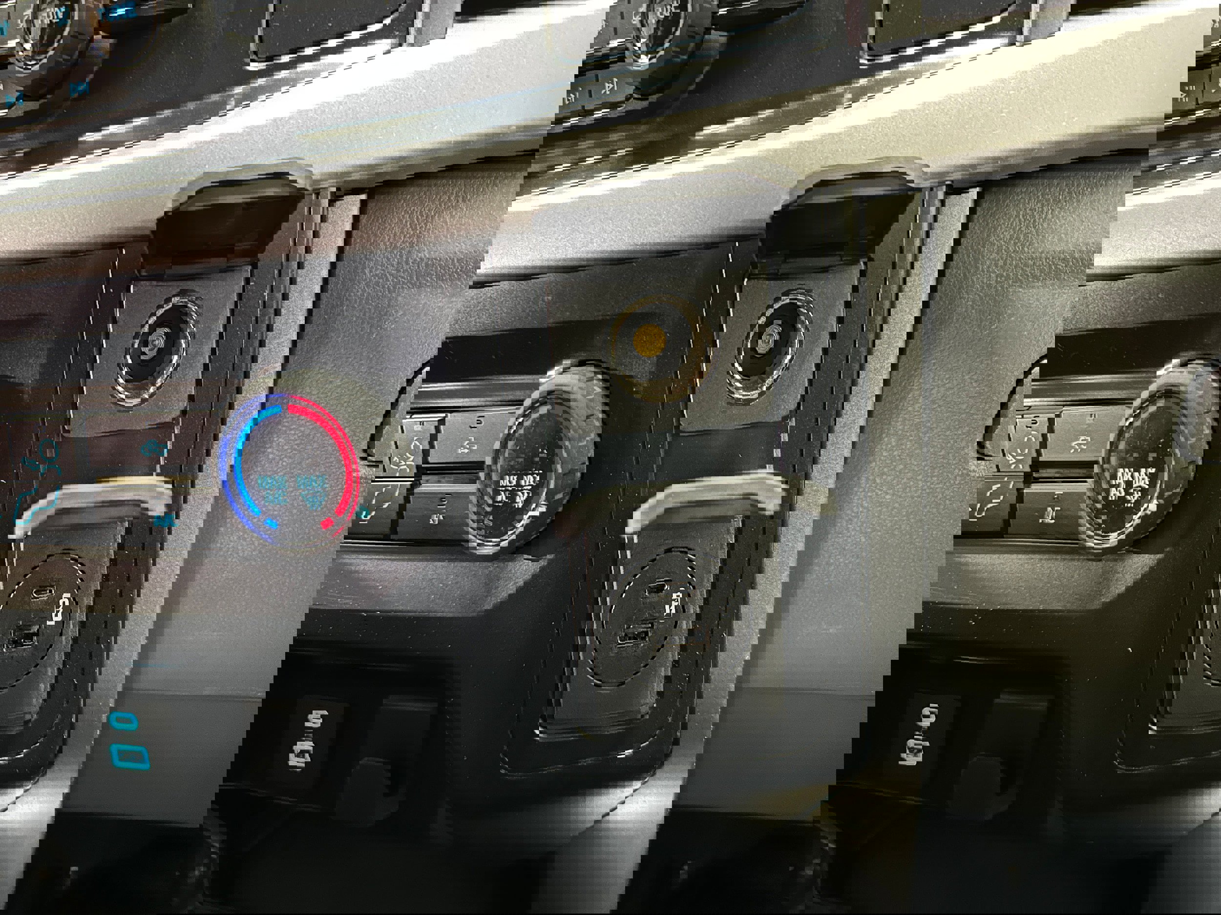 Certified 2023 Ford F150 XLT w/ Trailer Tow Package image 21