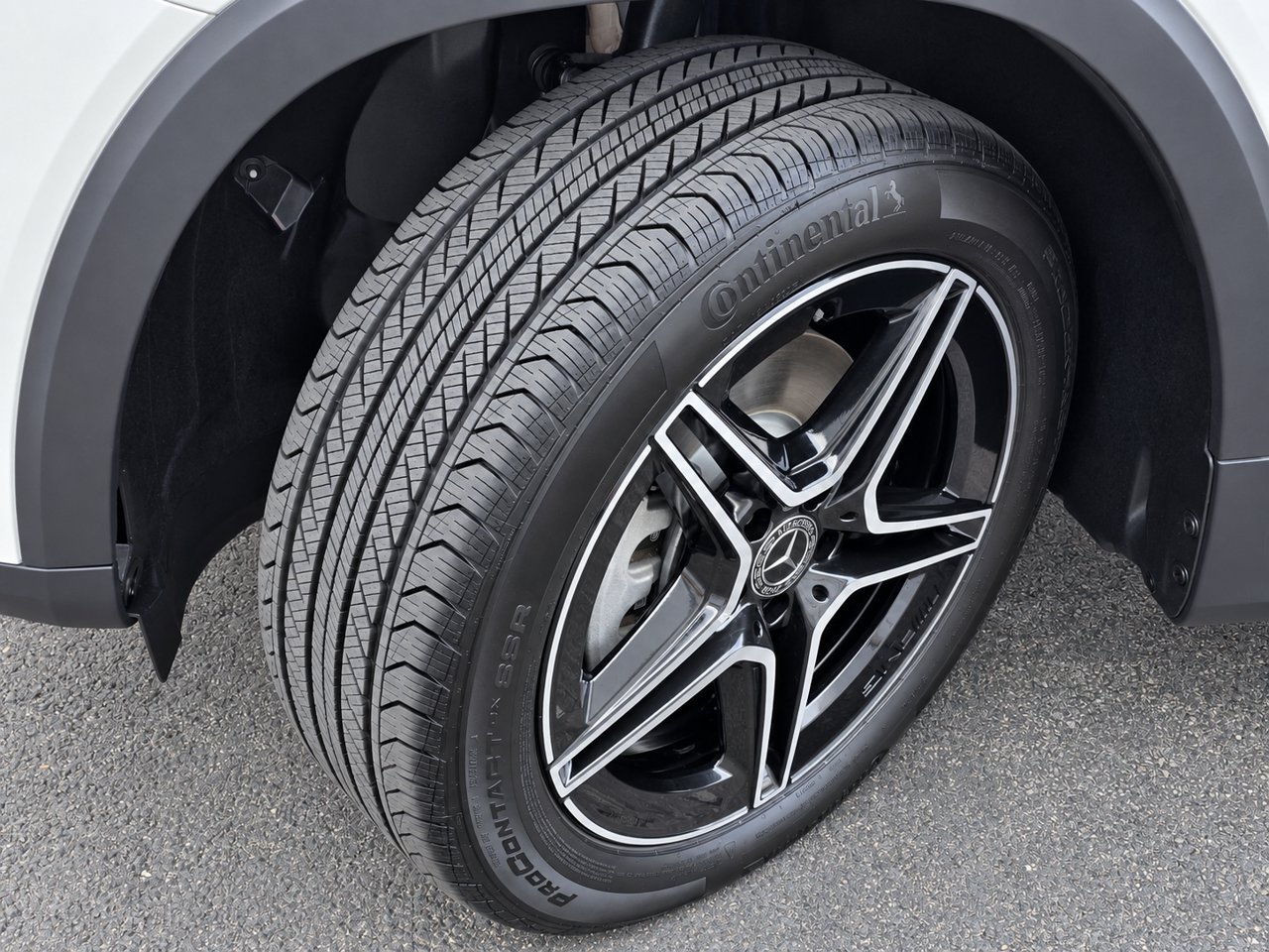 New 2026 Mercedes-Benz GLB 250 4MATIC image 11
