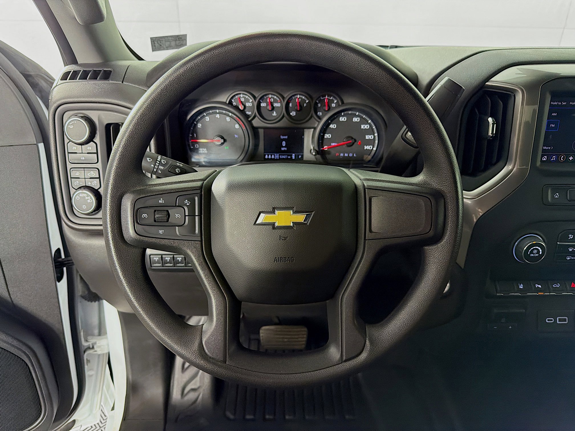 Used 2025 Chevrolet Silverado 3500 W/T image 13
