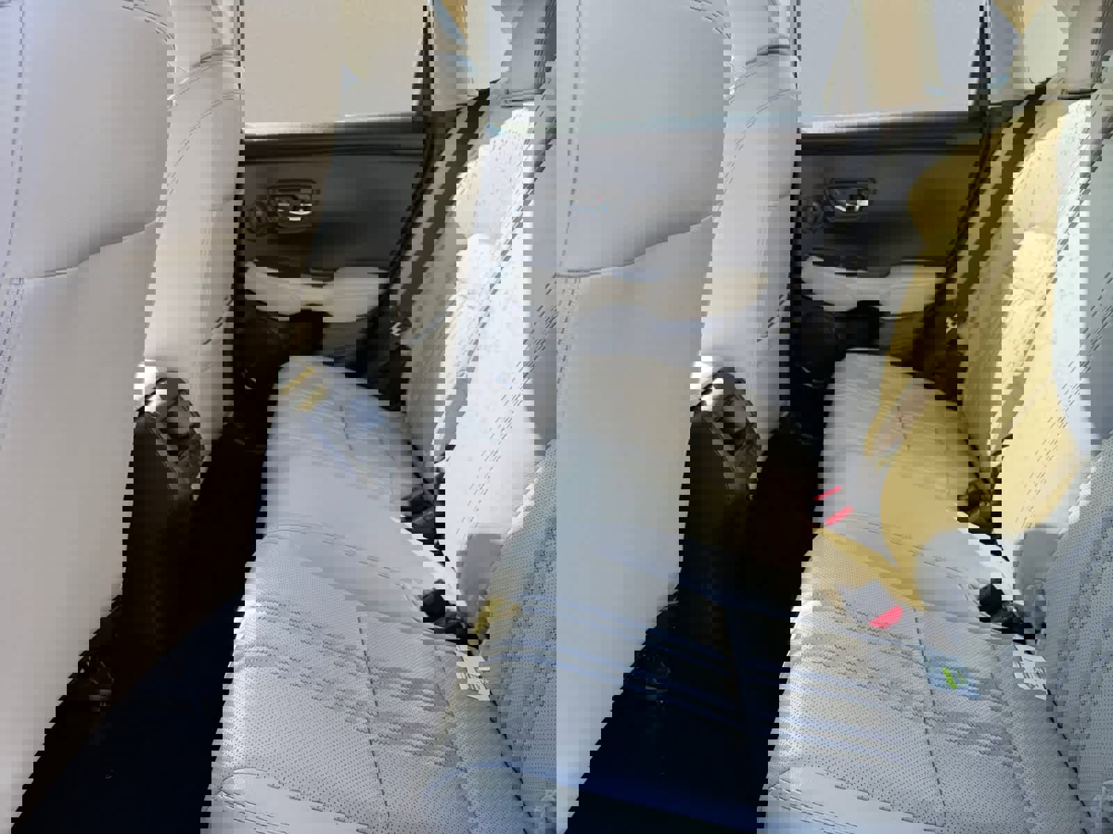 Used 2023 Honda HR-V EX-L image 18