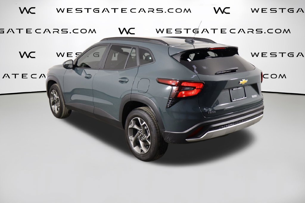 Used 2026 Chevrolet Trax LT w/ Driver Confidence Package FWD image 45