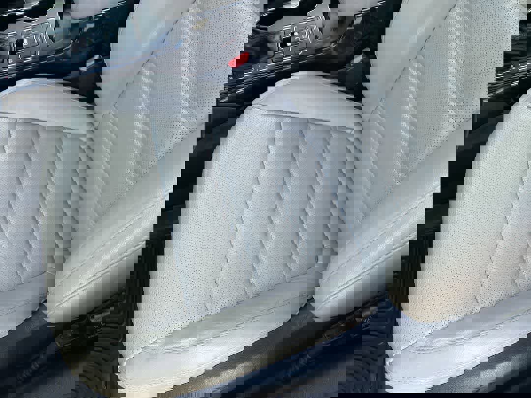 Used 2020 Kia Sorento EX image 11