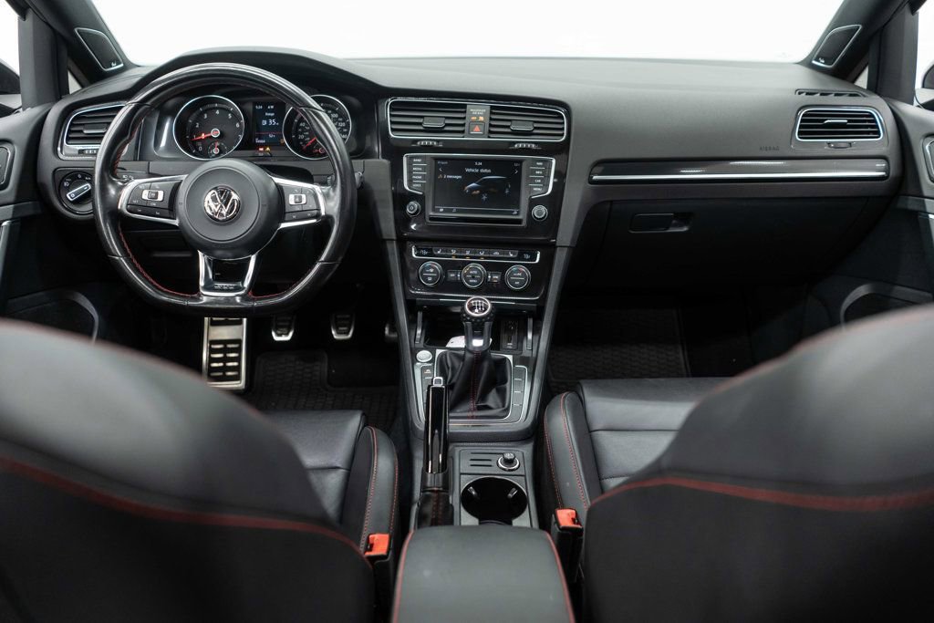 Used 2017 Volkswagen GTI Autobahn image 10