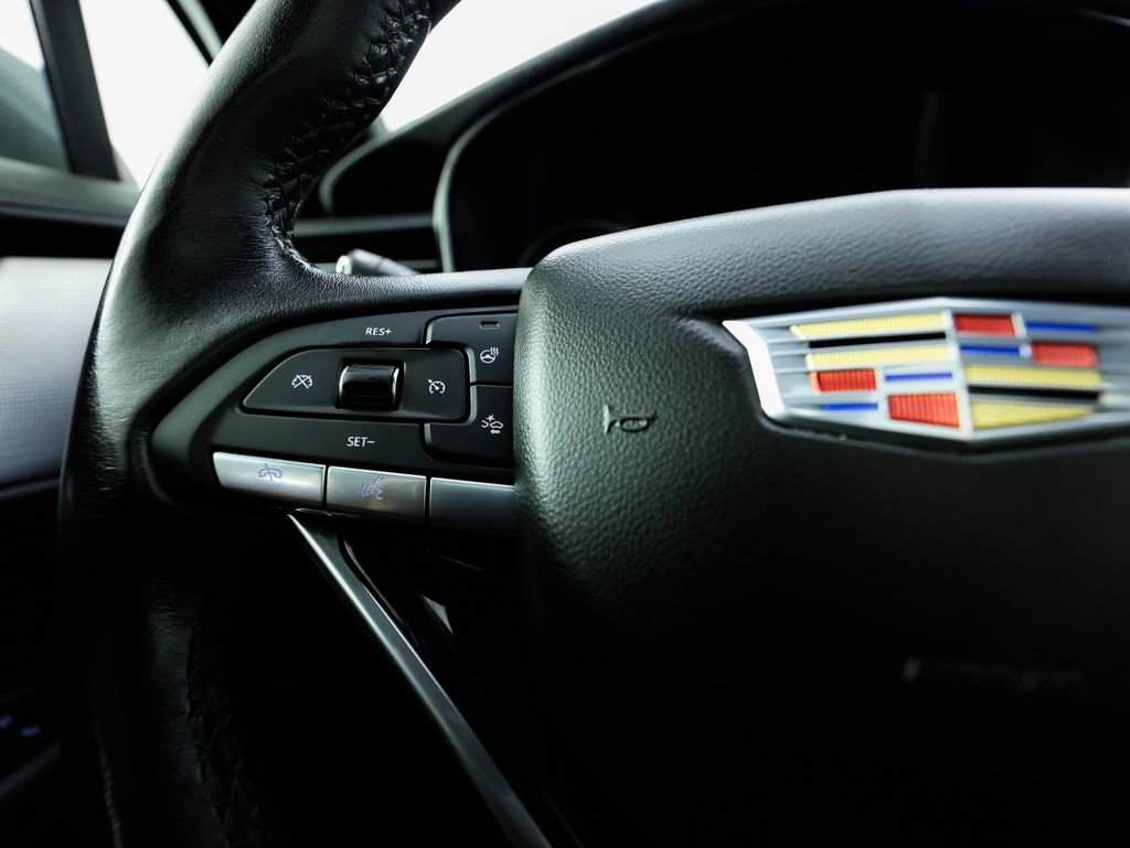 Used 2022 Cadillac XT6 Premium Luxury w/ Technology Package image 35