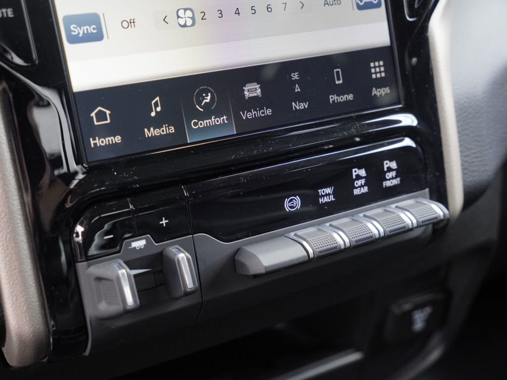 Certified 2024 RAM 2500 Laramie w/ Safety Group AWD/4WD image 16