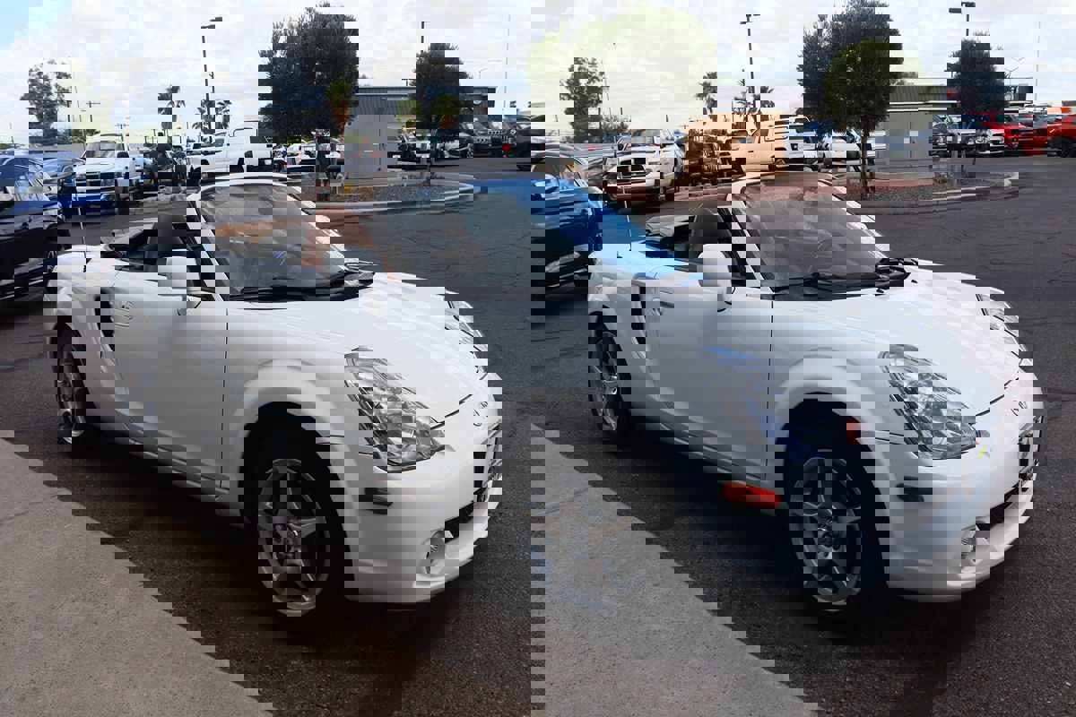 Used 2004 Toyota MR2 image 50