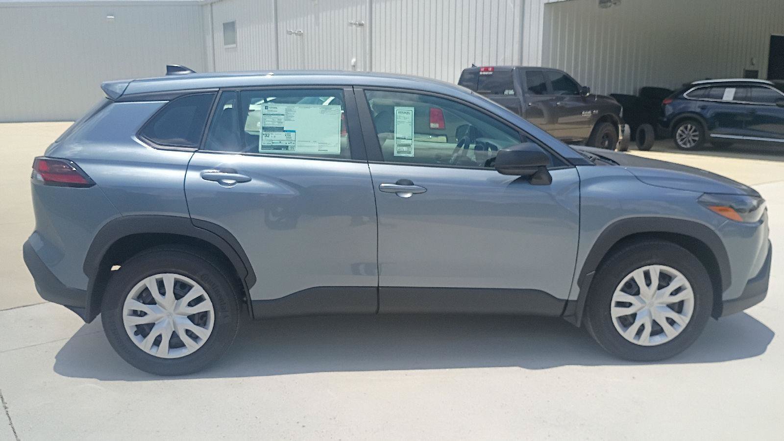 New 2026 Toyota Corolla Cross L FWD image 8