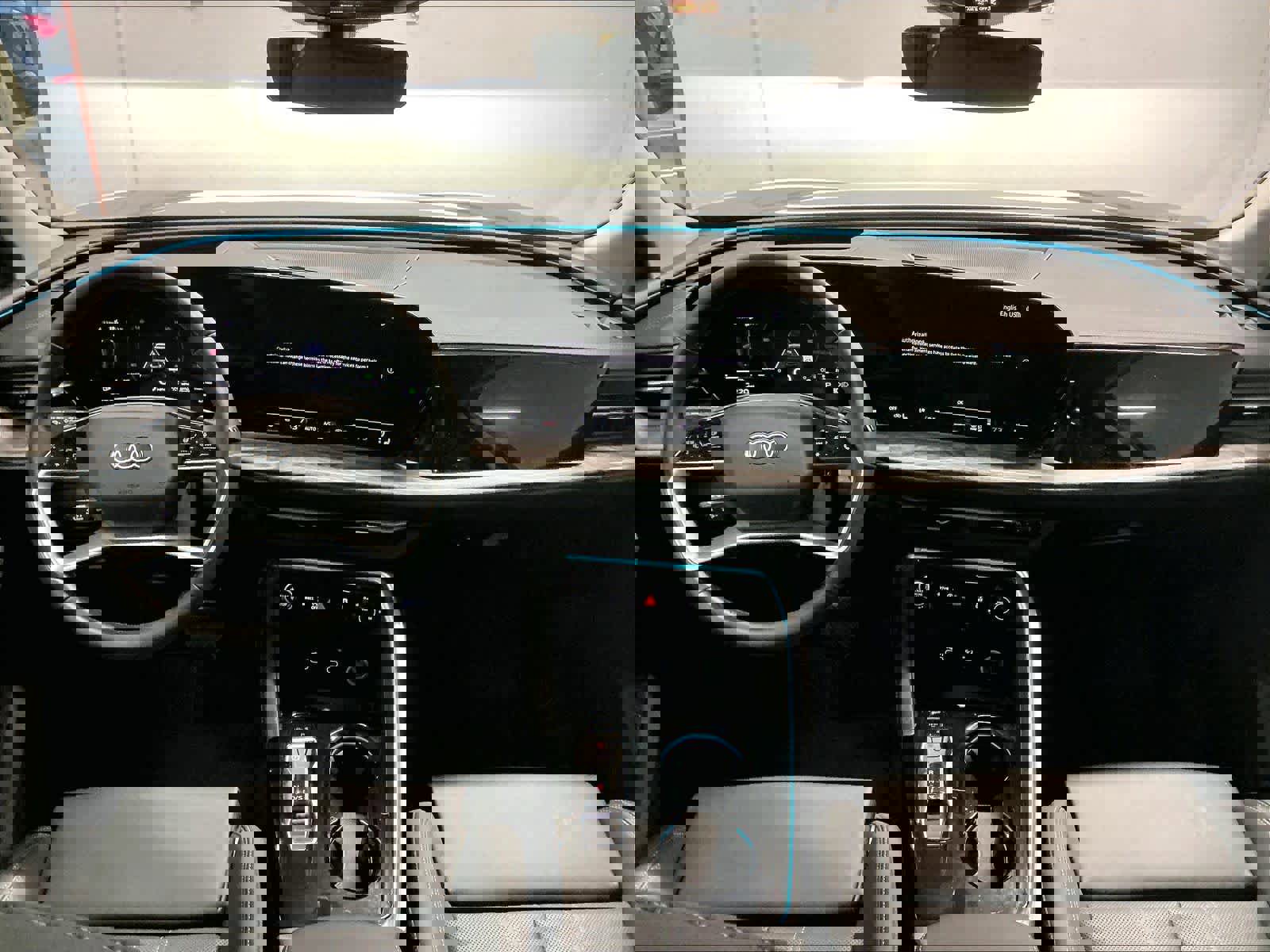 Used 2025 Audi Q5 Premium Plus w/ Premium Plus image 17