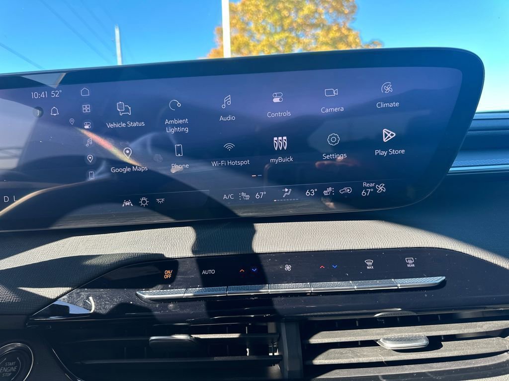 Used 2025 Buick Enclave Sport Touring image 25