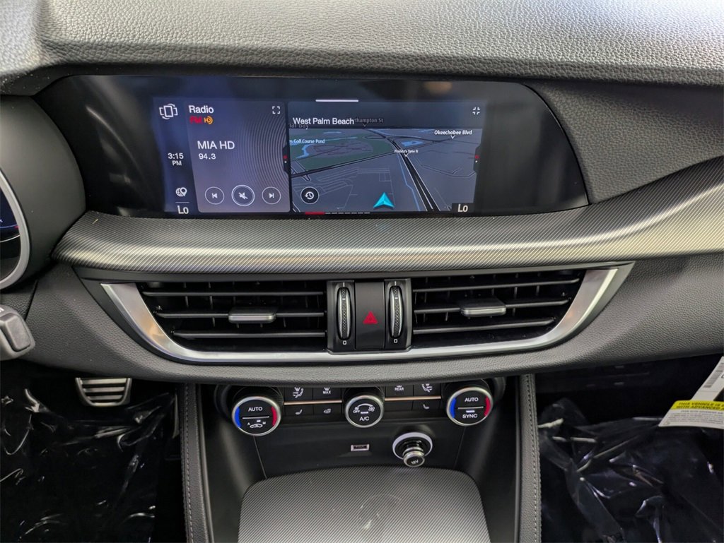 New 2025 Alfa Romeo Stelvio Sprint image 25