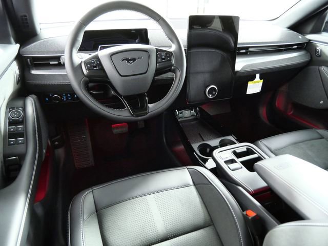 Used 2025 Ford Mustang Mach-E GT image 4