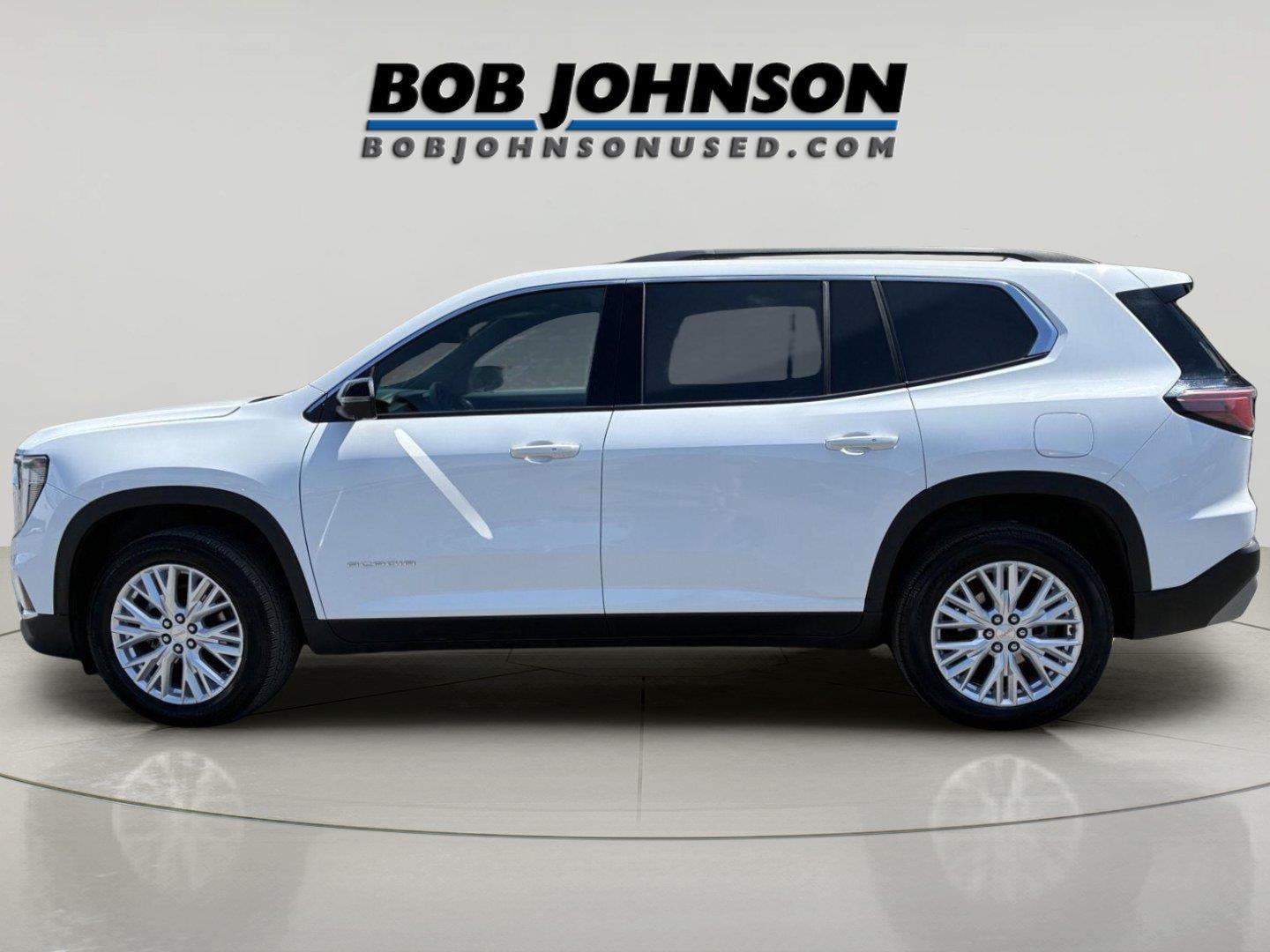 Used 2025 GMC Acadia Elevation w/ Elevation Premium Package AWD/4WD image 4