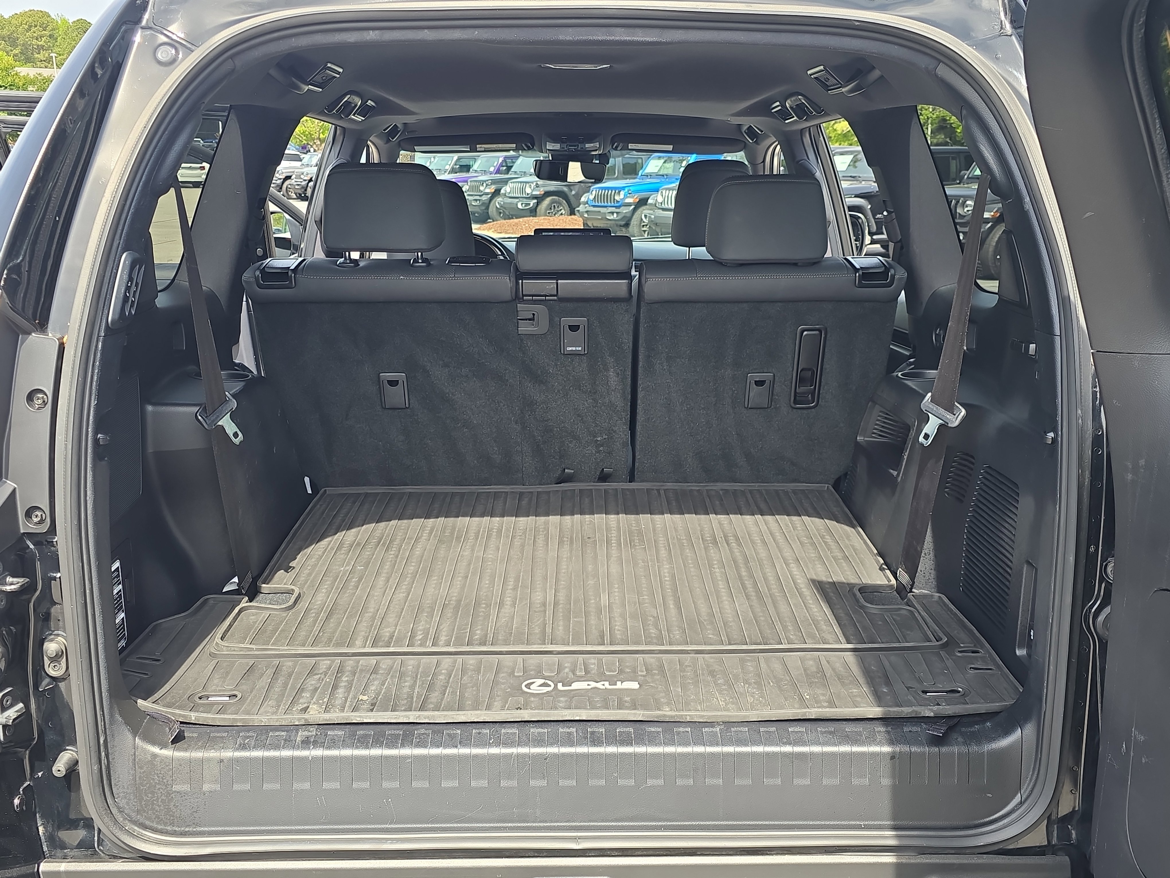 Used 2022 Lexus GX 460 Premium w/ Premium Plus Package image 14