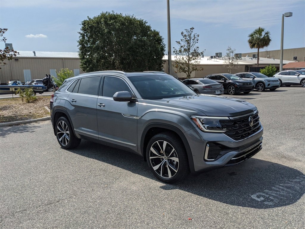 New 2025 Volkswagen Atlas Cross Sport SEL Premium R-Line image 2