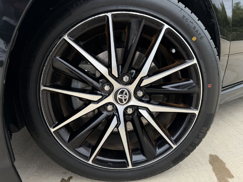 Used 2023 Toyota Camry SE FWD image 9