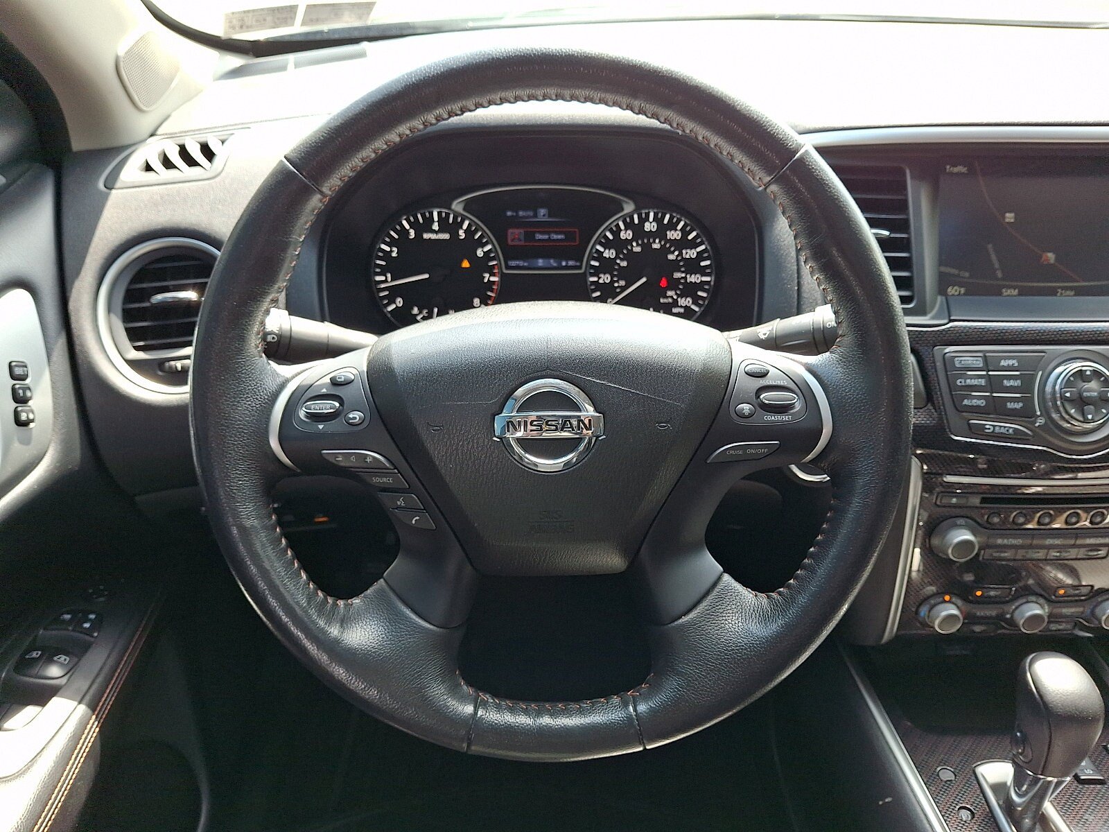 Used 2020 Nissan Pathfinder SL AWD/4WD image 23