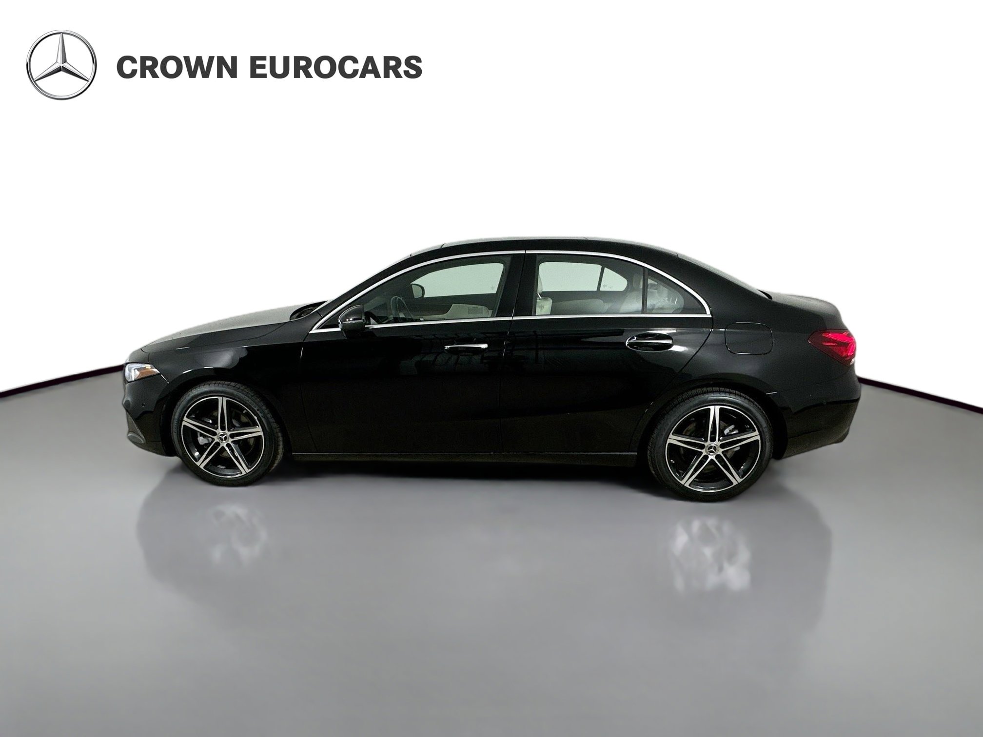 Certified 2022 Mercedes-Benz A 220 4MATIC image 8