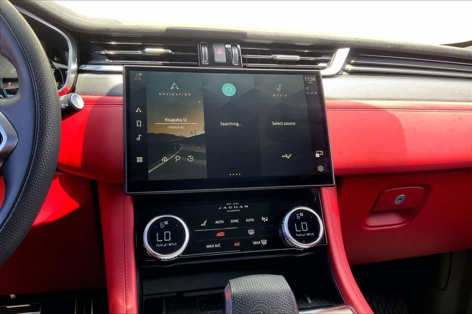Used 2023 Jaguar F-PACE SVR AWD/4WD image 34