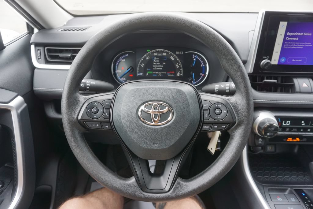 Certified 2025 Toyota RAV4 LE AWD/4WD image 3
