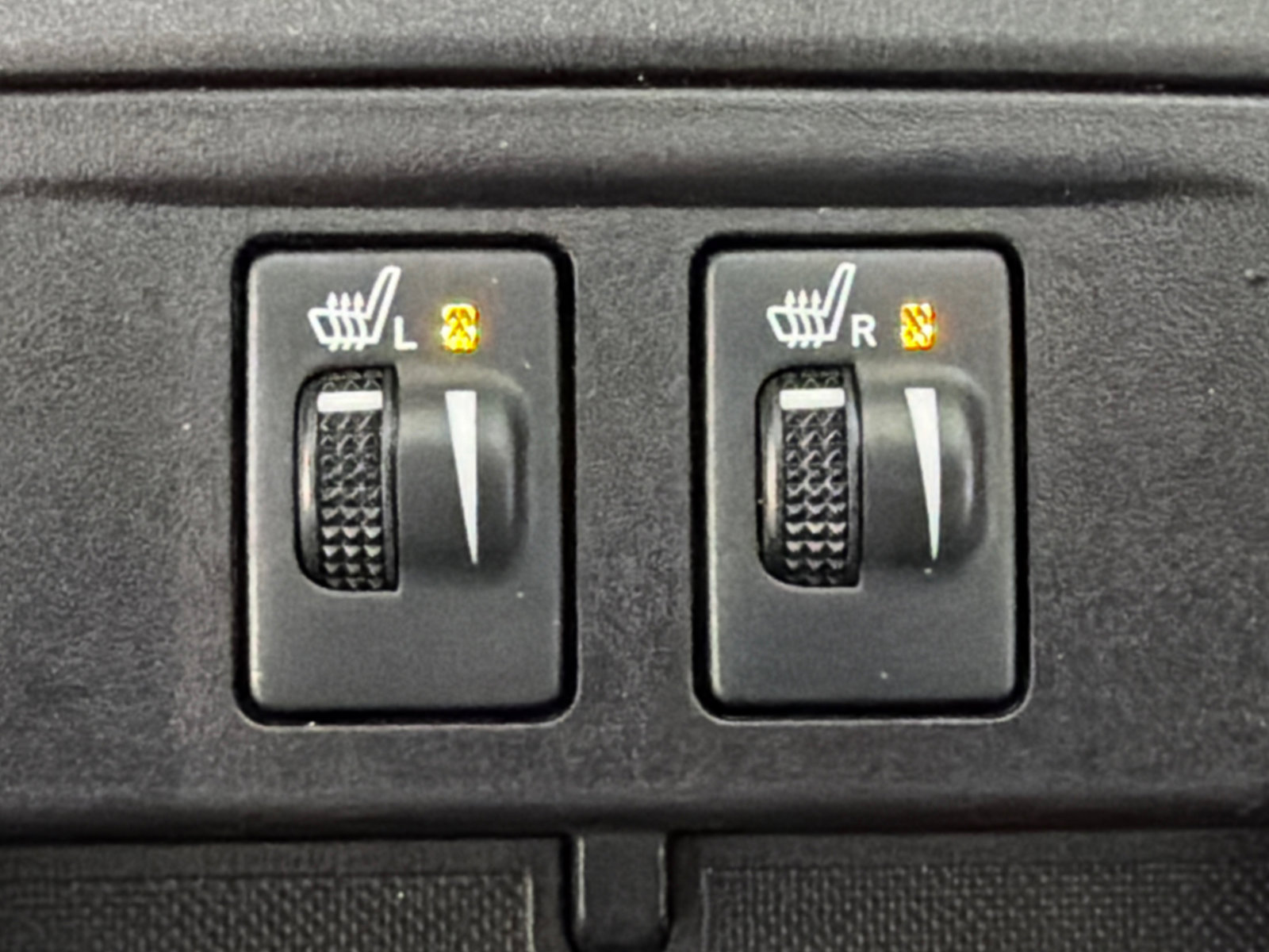Used 2017 Toyota Camry XLE FWD image 30