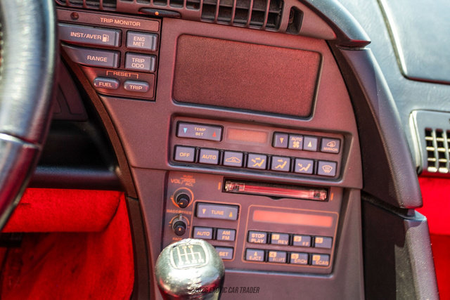 Used 1991 Chevrolet Corvette Convertible RWD image 30