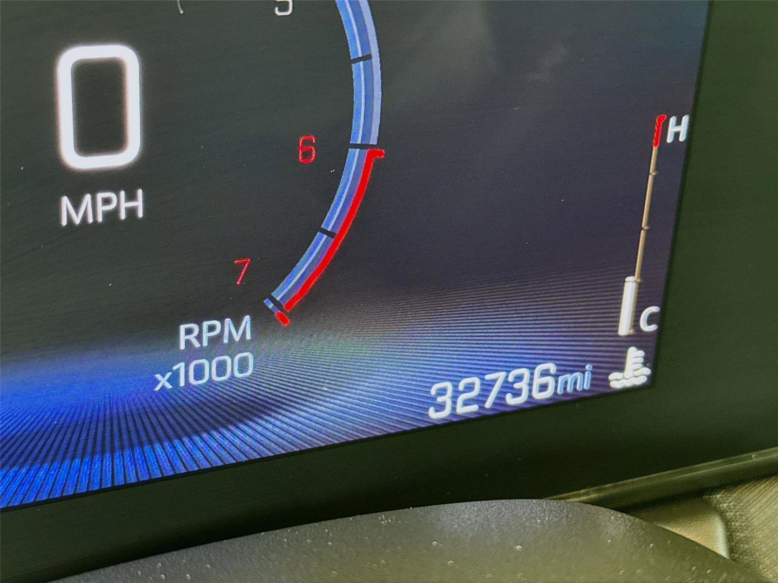 Used 2025 Chevrolet TrailBlazer RS w/ Convenience Package image 2