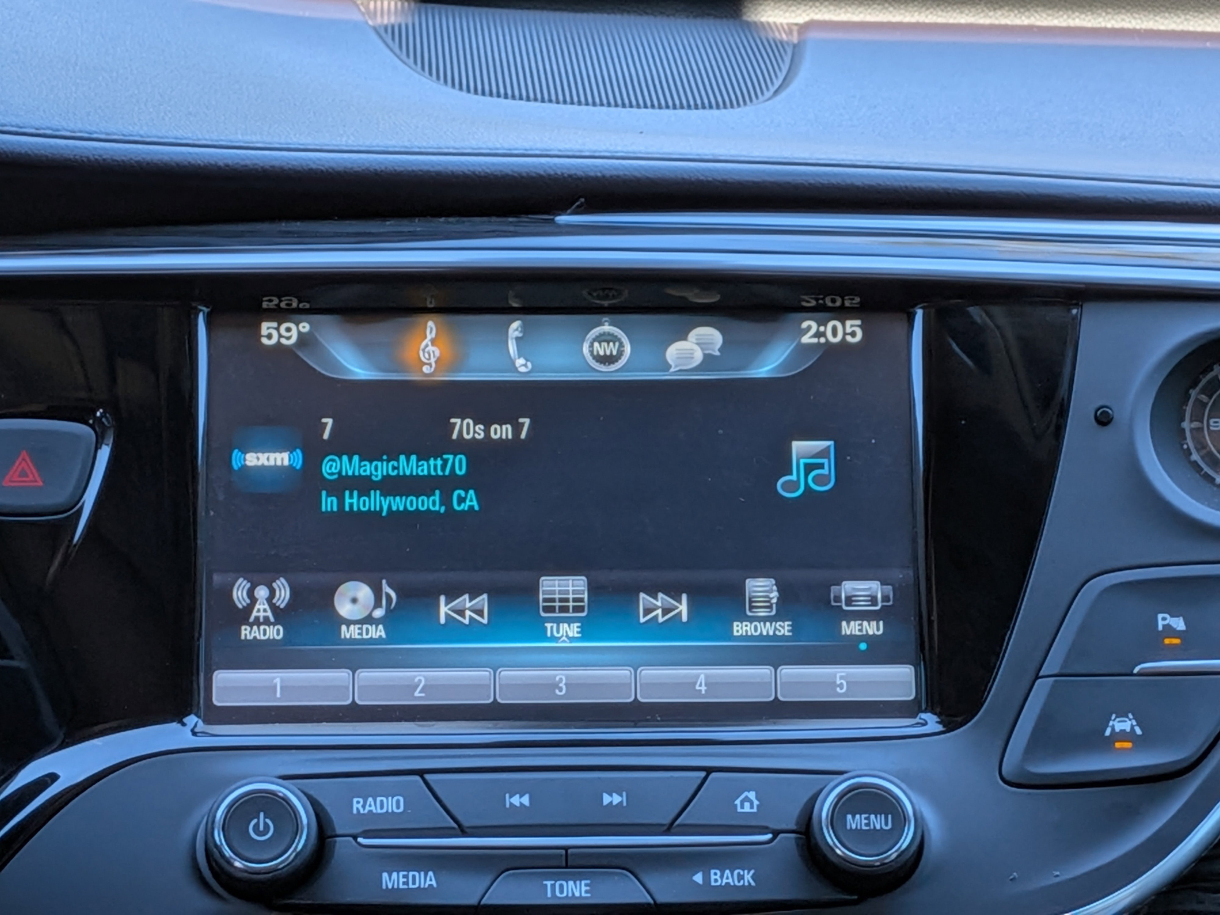 Certified 2017 Buick Envision Premium image 17