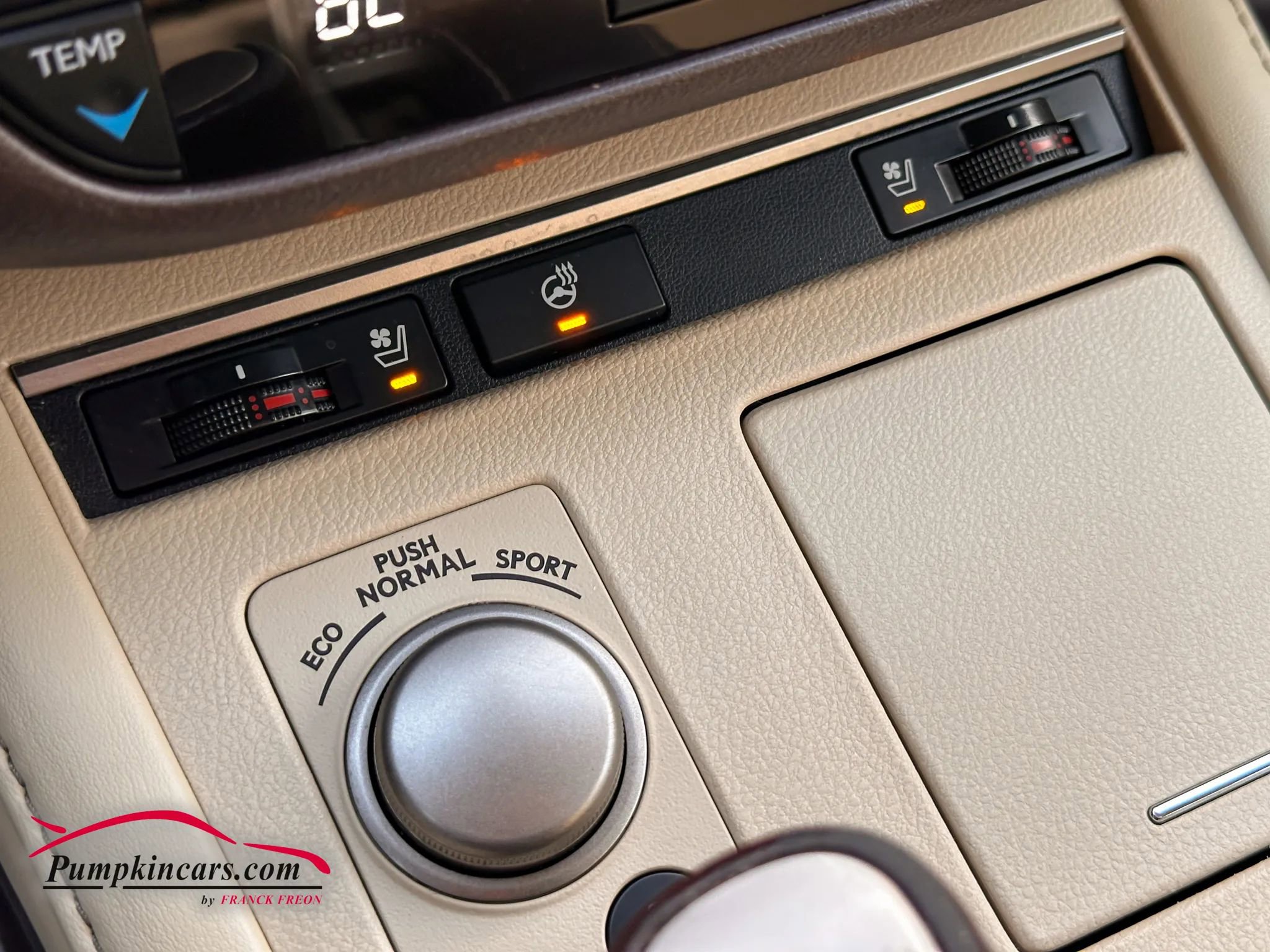 Used 2018 Lexus ES 350 ES 350 Sedan 4D w/ Navigation System Package image 29