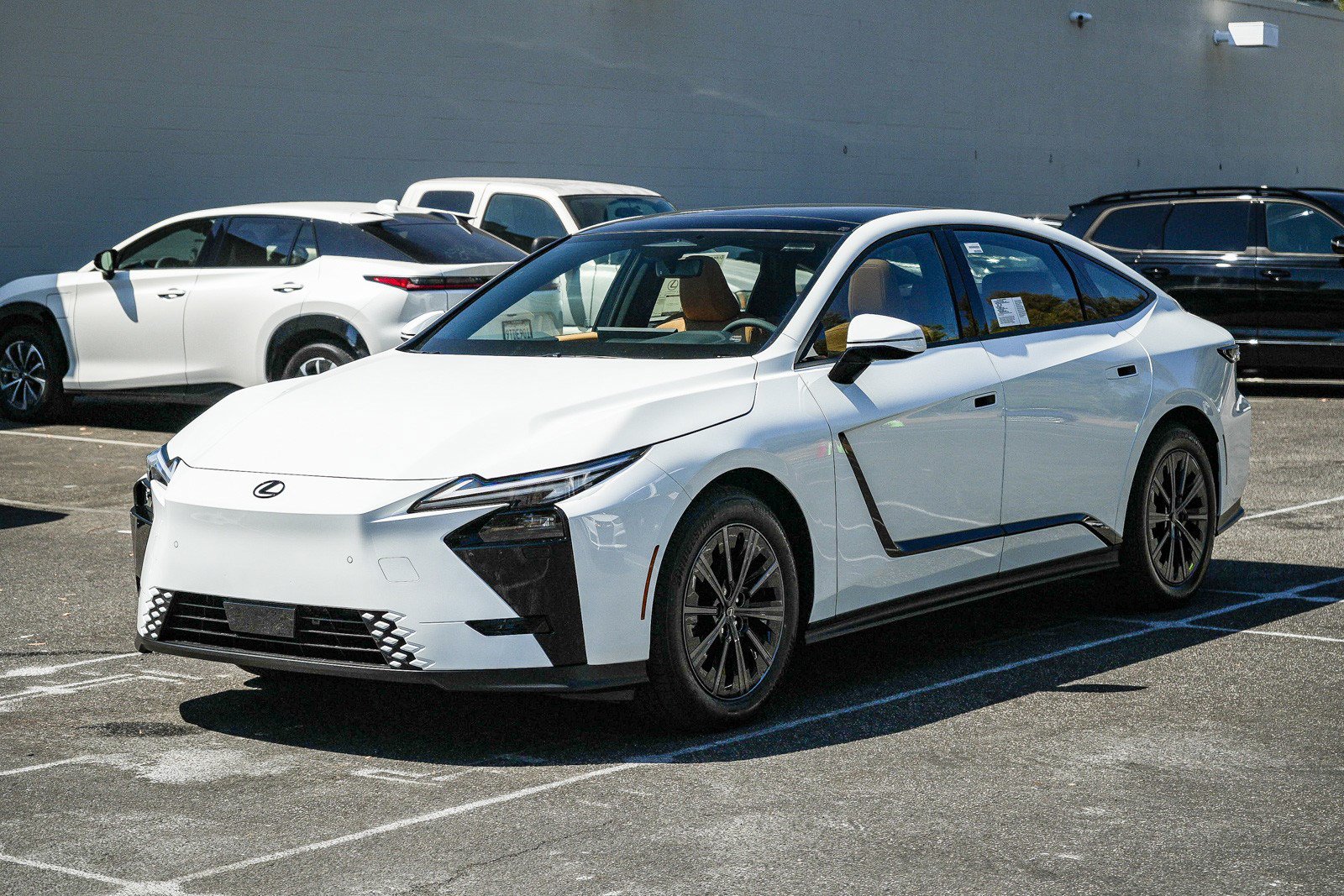 New 2026 Lexus ES 500e AWD/4WD image 3