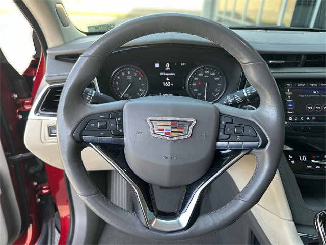 Used 2020 Cadillac XT6 Premium Luxury image 15