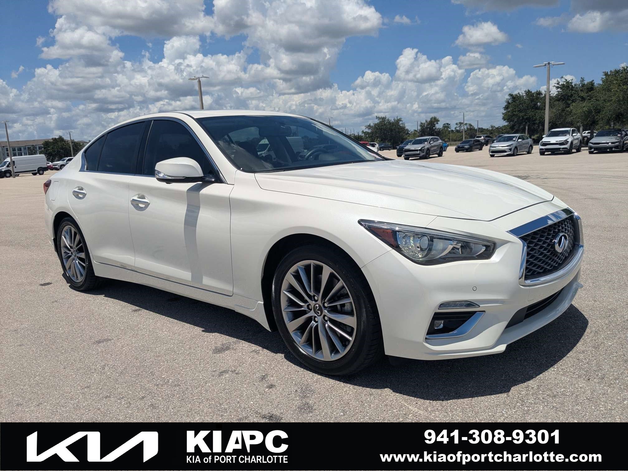 Used 2023 INFINITI Q50 Luxe w/ Cargo Package RWD image 1