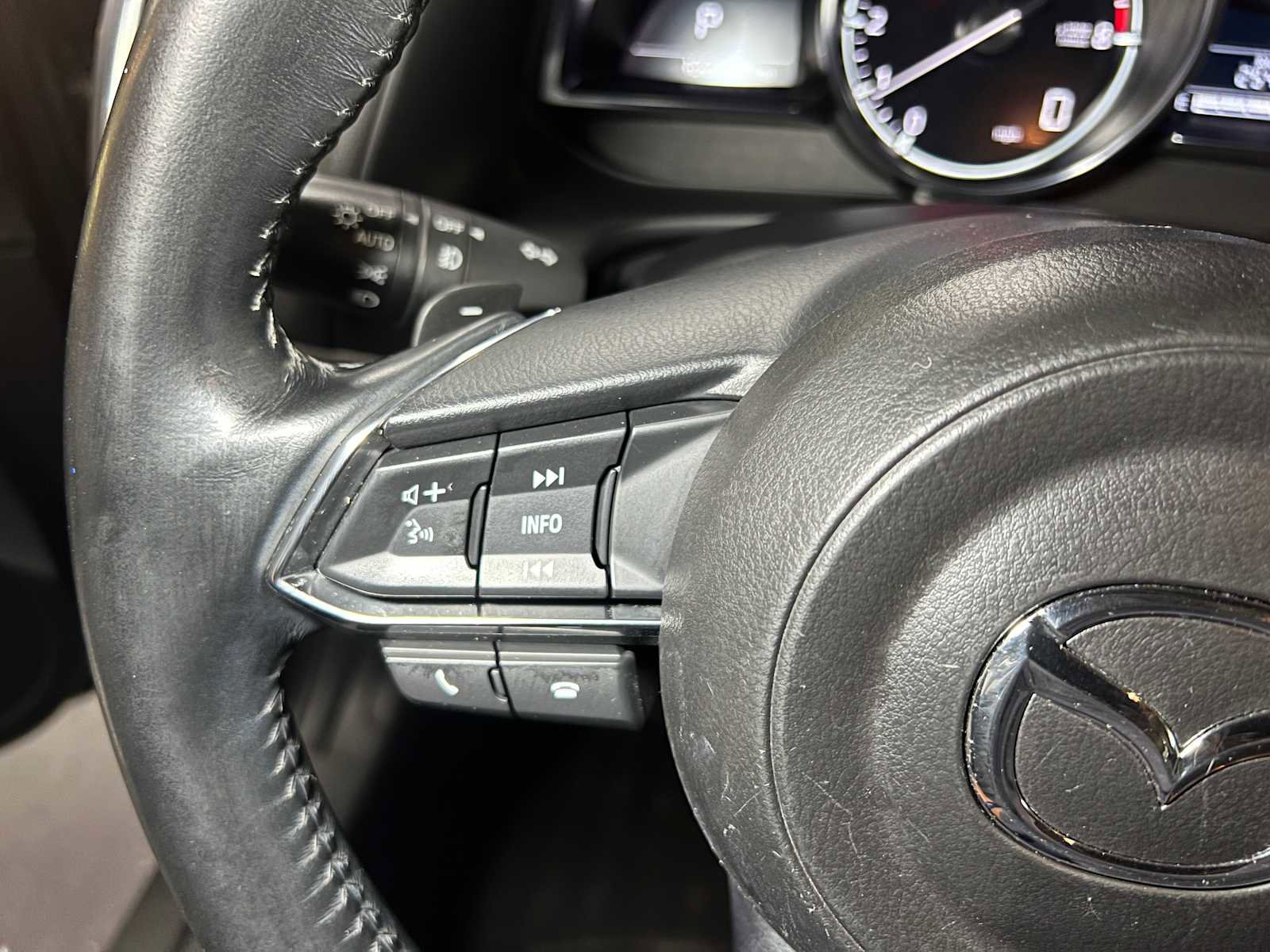 Used 2018 MAZDA MAZDA3 Grand Touring w/ Premium Equipment Package image 26