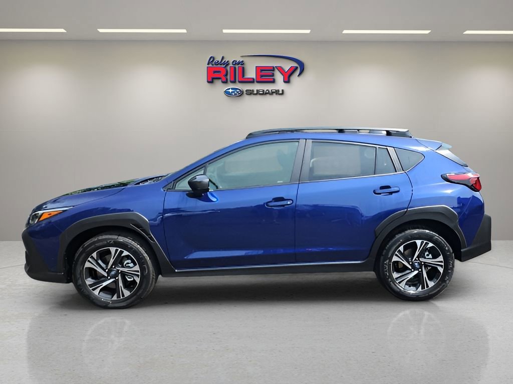 Used 2025 Subaru Crosstrek 2.0i Premium image 2