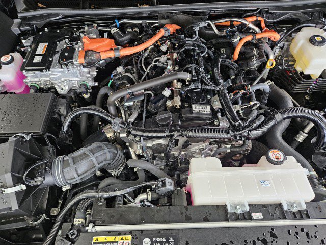 Used 2025 Toyota 4Runner Trailhunter AWD/4WD image 7